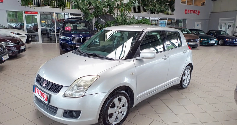 Suzuki Swift cena 11900 przebieg: 246000, rok produkcji 2008 z Lądek-Zdrój małe 211